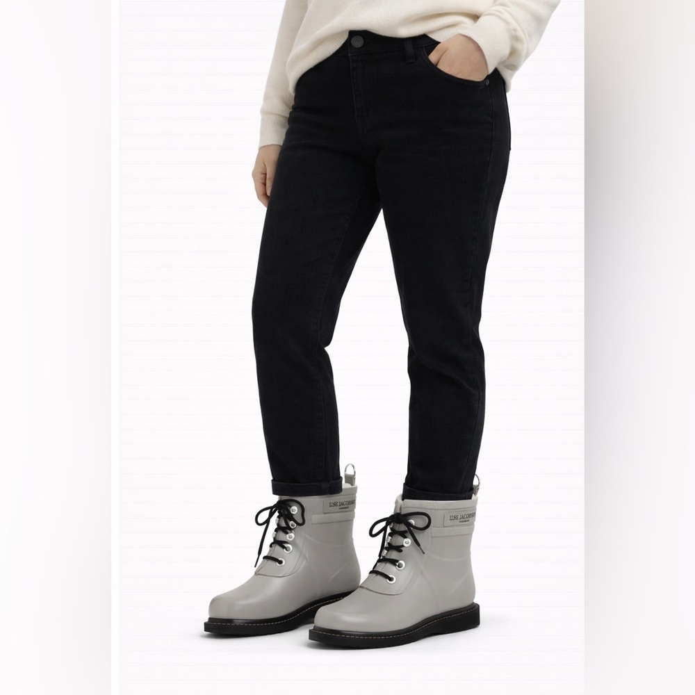 ILSE JACOBSEN light Gray Ankle Boots in boot bag & box NWT